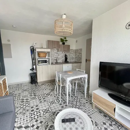 Le Chic, Bord De * Saint-Cyprien