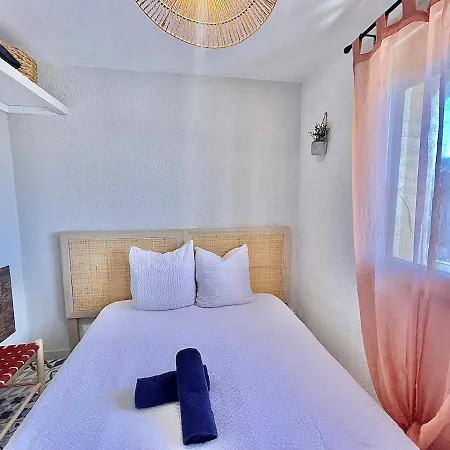 Le Chic, Bord De Apartman *